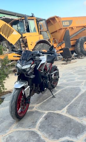 מודעת רכב קאוואסאקי Z900