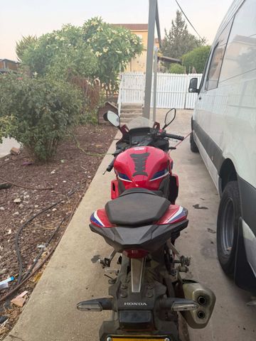 מודעת רכב הונדה CBR500R
