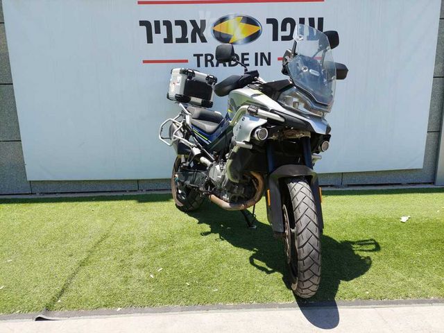 CF MOTO 800MT