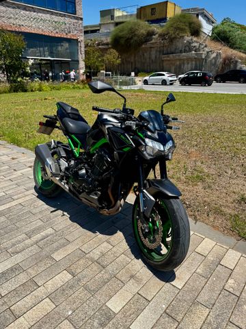 מודעת רכב קאוואסאקי Z900