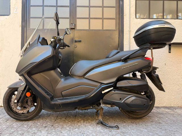 מודעת רכב סאן יאנג מקסים 400