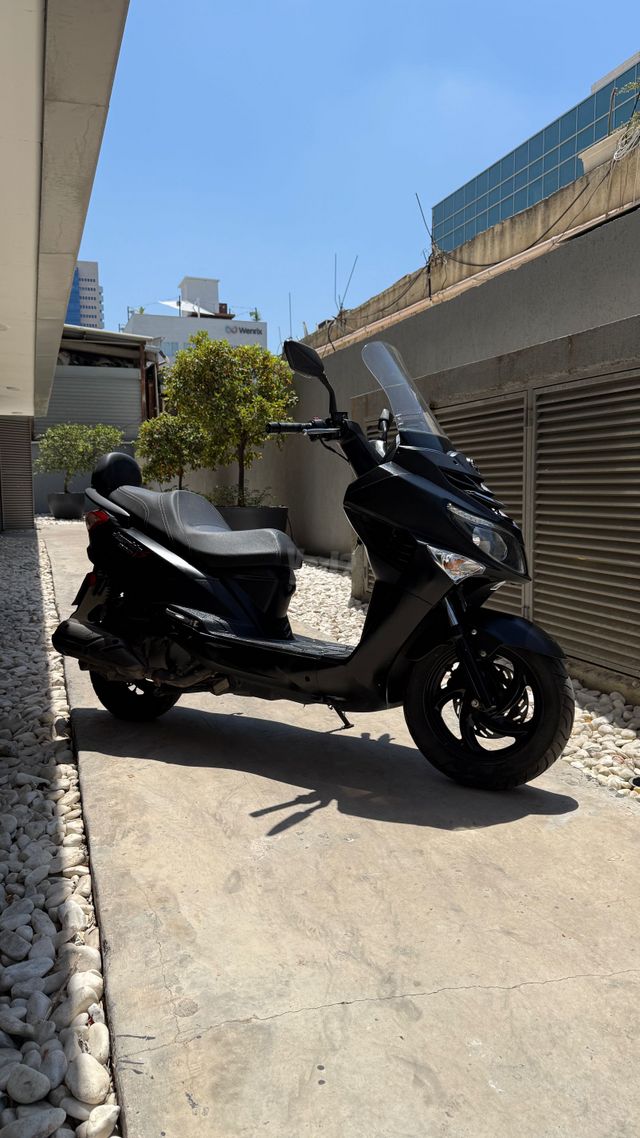 סאן יאנג ג'וי רייד 200
