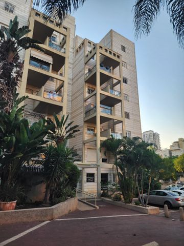 הר הצופים 27