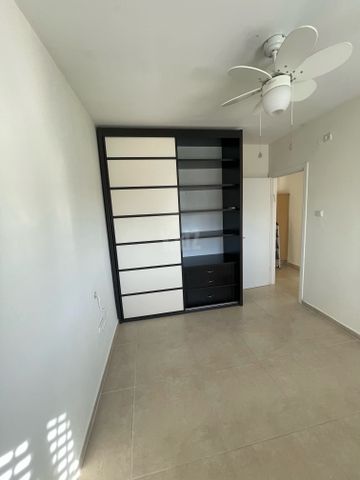 האיריס 22