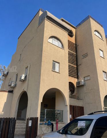 אריה בן אליעזר 103