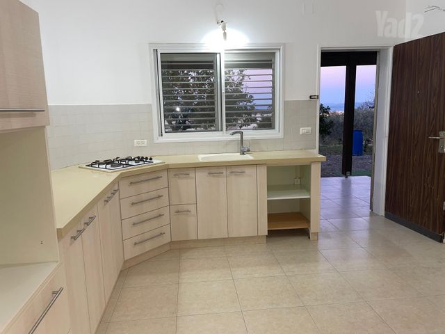 עין העמק 1