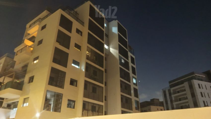 הירקונים 7