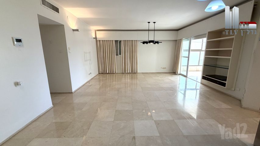 דירה למכירה בתל אביב יפו (תיווך) — 2