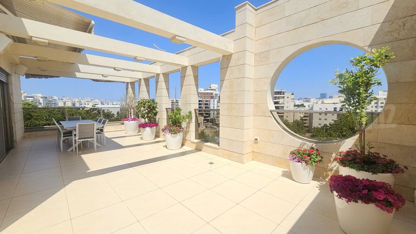 כפר גנים ג