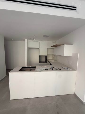 דירה למכירה בתל אביב יפו (תיווך) — 2