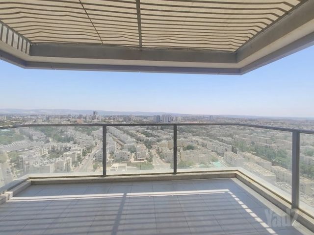 כיכר עמוס הנביא 