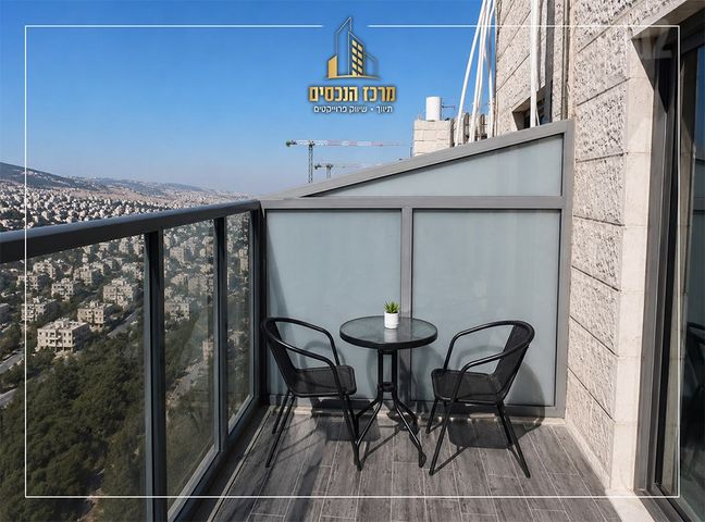 דירה למכירה בירושלים (תיווך) — 4
