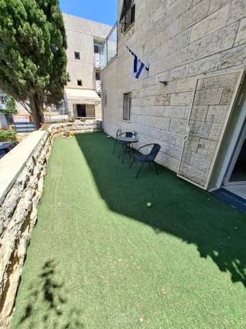דירת גן למכירה בירושלים (תיווך) — 5