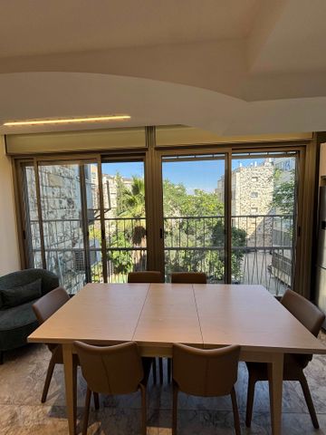 דירה להשכרה בירושלים (תיווך) — 2