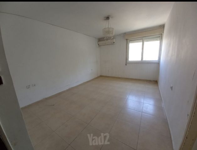 אברהם שטרן 