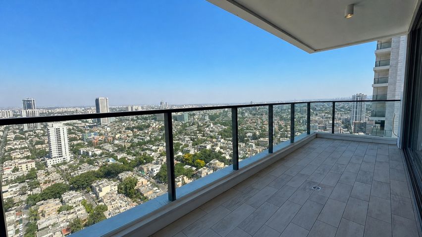דירה להשכרה בתל אביב יפו (תיווך) — 2