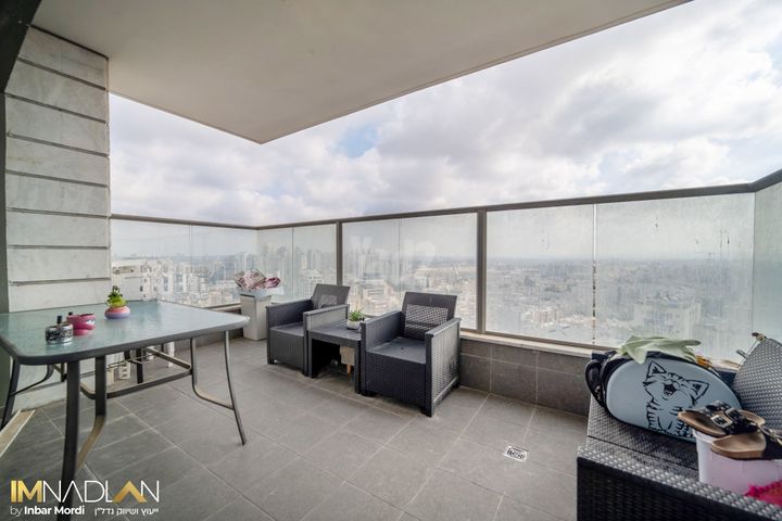 תמונה 4 של דירת 4.5 חדרים להשכרה בפתח תקווה
