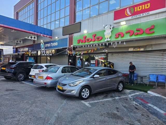 חנויות/ שטח מסחרי, מב"ת מערב, אזור תעשייה חדש, ראשון לציון