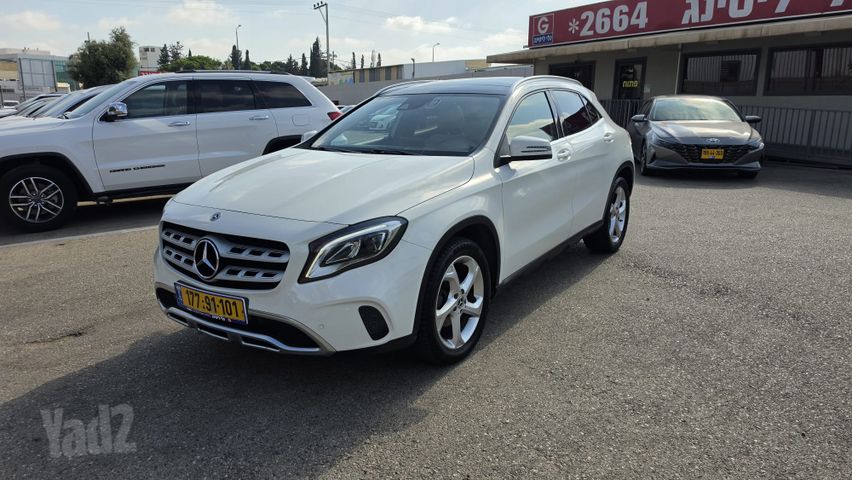 GLA Urban GLA 200 אוט׳ 1.6 (156 כ״ס) [2017-2020]