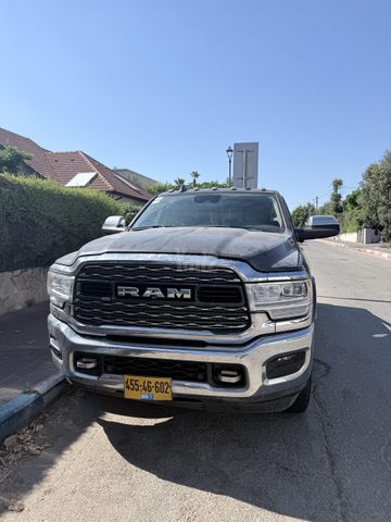 מודעת רכב דודג'