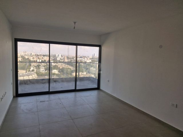 דירה להשכרה בתל אביב יפו — 4