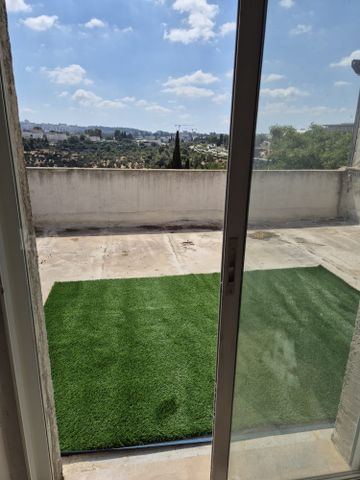 דירה להשכרה בירושלים — 2
