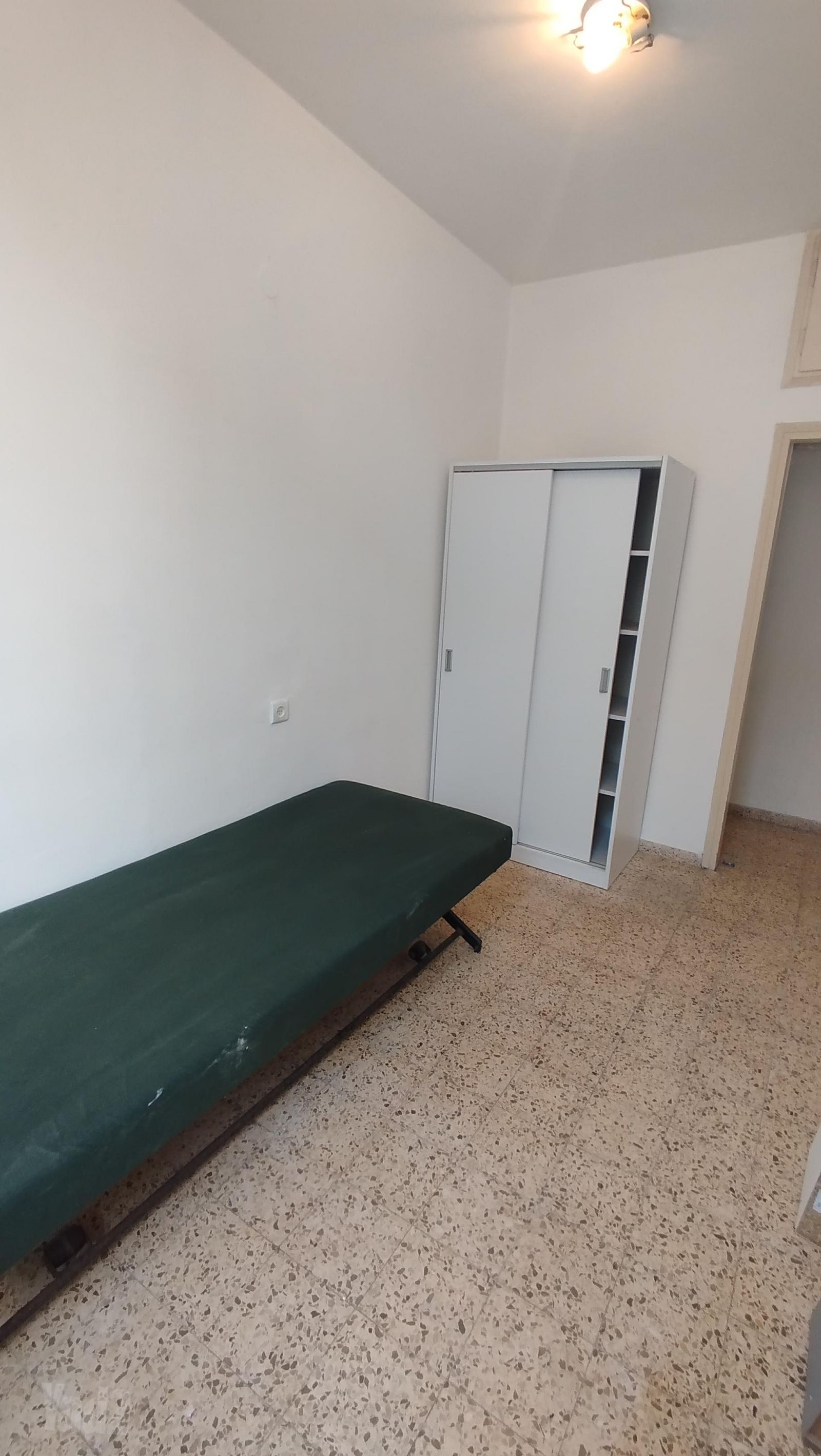 דירה, המעורר 1, נאות רחל, חולון
