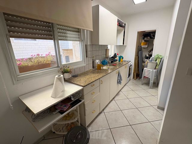 דירה למכירה בירושלים (תיווך) — 4
