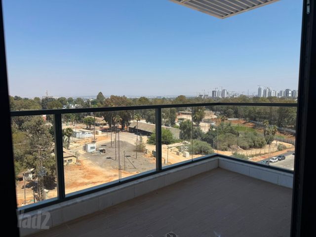 דירה, הרמטכלים, נוריות, ראשון לציון