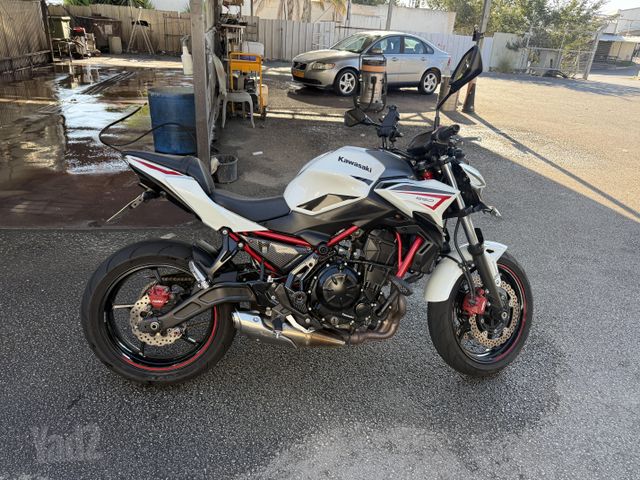 מודעת רכב קאוואסאקי Z650 abs