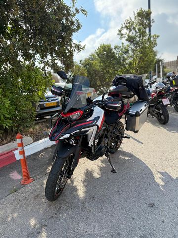 מודעת רכב בנלי TRK702X