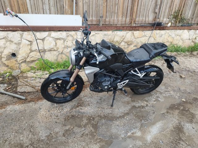 מודעת רכב הונדה CB300R