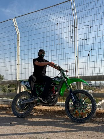 מודעת רכב קאוואסאקי KX