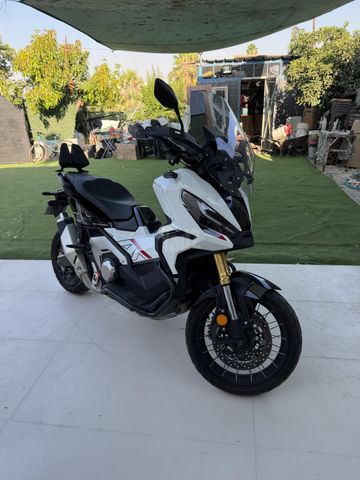 מודעת רכב הונדה X-ADV750