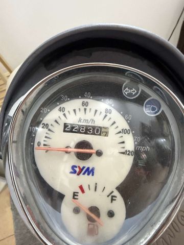 מודעת רכב סאן יאנג מיו 100