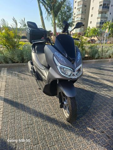 מודעת רכב Ariic GT 318