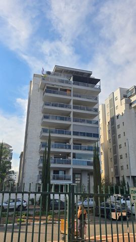 ספיר 9