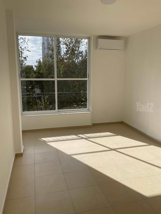 דירה, יהודה הלוי 7, דרום מערב ותיק, בת ים