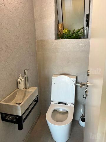 דירה, האיכרים 7, גני אזור, אזור