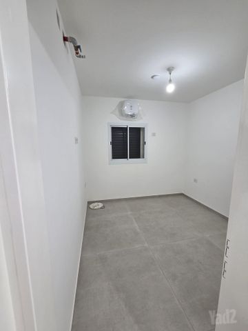 תמונה 8 של דירת 4 חדרים להשכרה בפתח תקווה