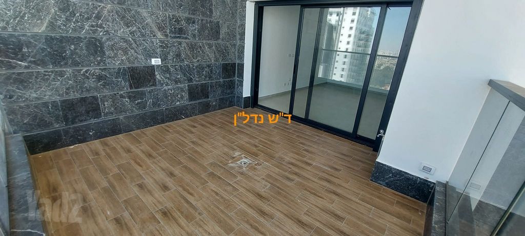 דירה