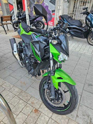 מודעת רכב קאוואסאקי Z400