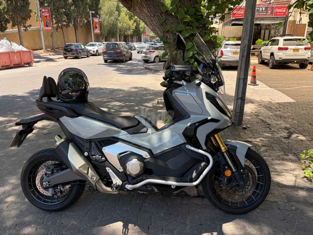מודעת רכב הונדה X-ADV750