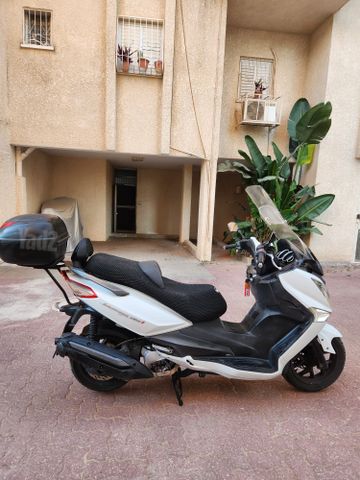 מודעת רכב סאן יאנג ג'וי-מקס 250