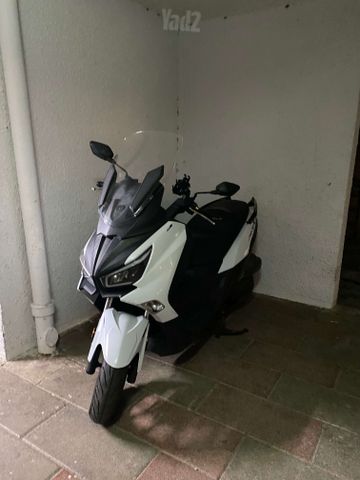 מודעת רכב סאן יאנג ג'וי-מקס 125