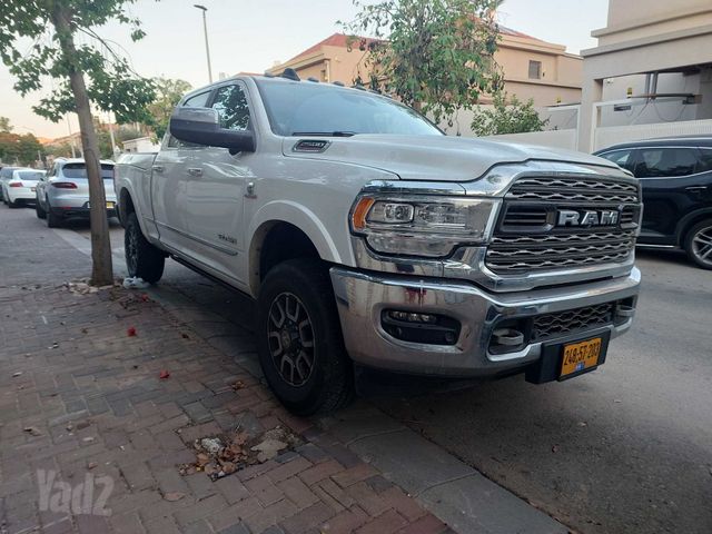מודעת רכב דודג' 2