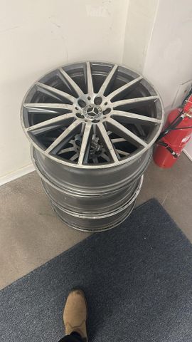 feedItemObj.data.row_1