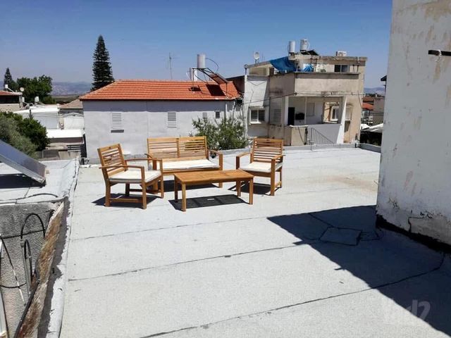בבל 18