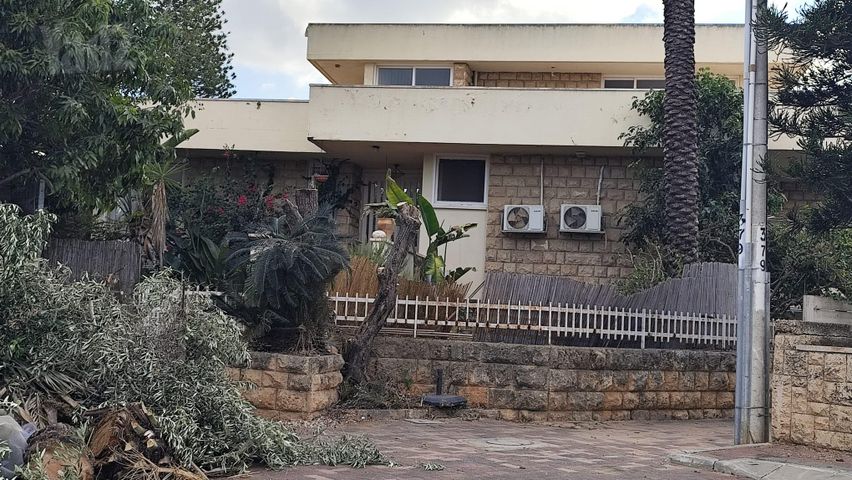 מעלה הרתמים 15