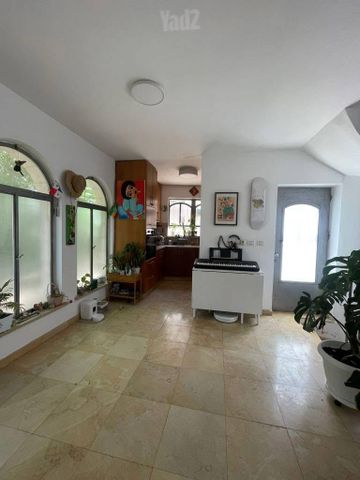 דירה להשכרה בירושלים — 4